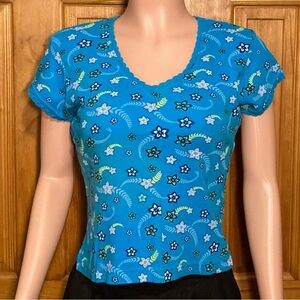 NWOT Vintage No Boundaries V-Neck Top Size L